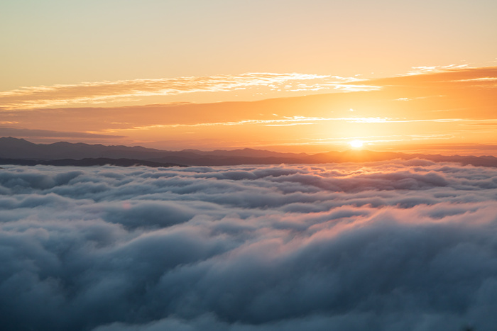 雲海と朝日　三次市霧の海展望台